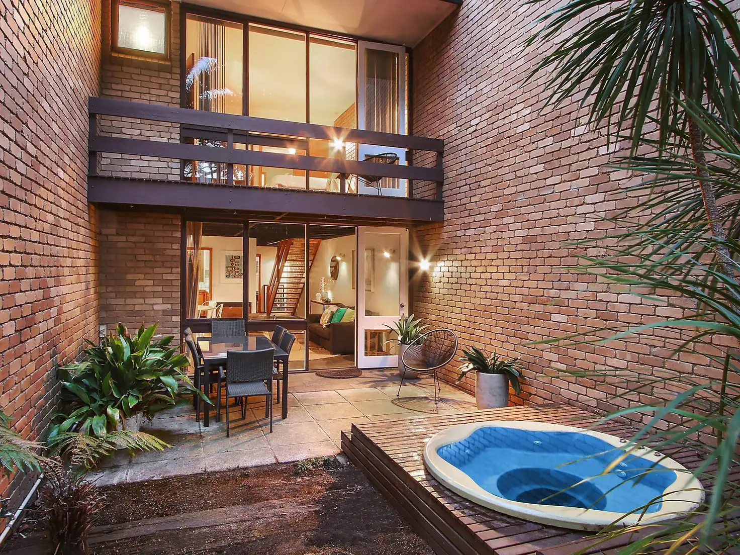 Main view of Homely townhouse listing, 5/33 Nepean Highway, Elsternwick VIC 3185