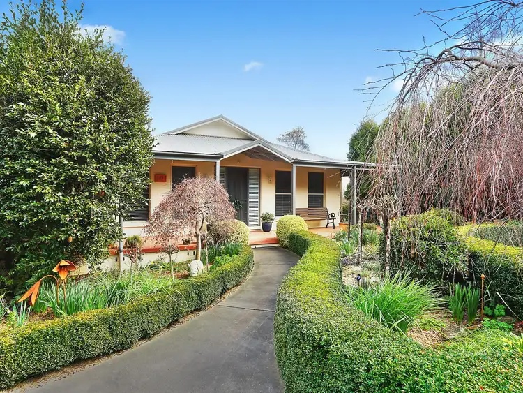 35 Phillip Street, Burradoo NSW 2576