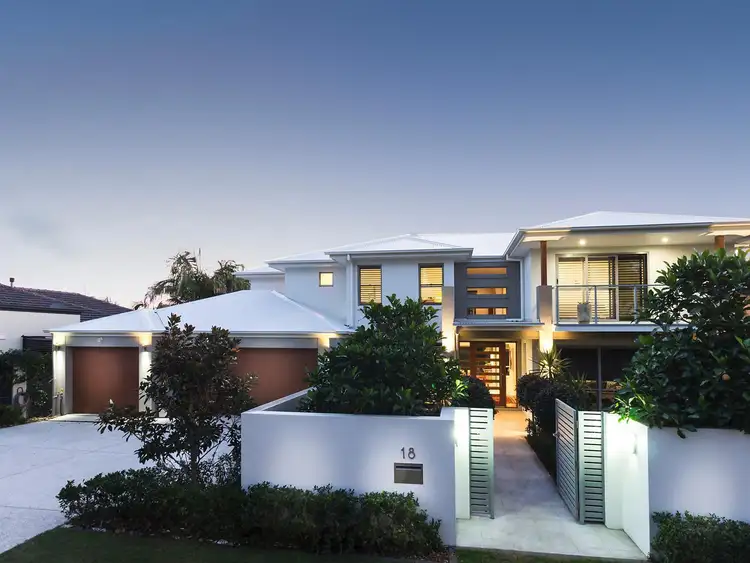 18 Cadiz Street, Indooroopilly QLD 4068