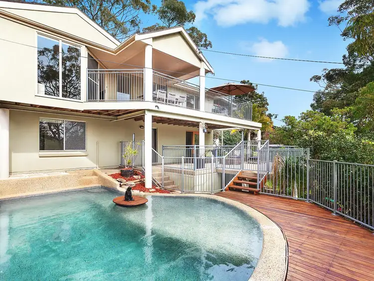 10 Moray Parade, Saratoga NSW 2251