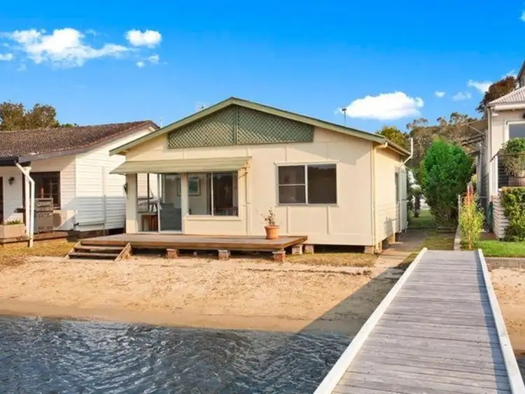 60 Shelley Beach Road, Empire Bay NSW 2257