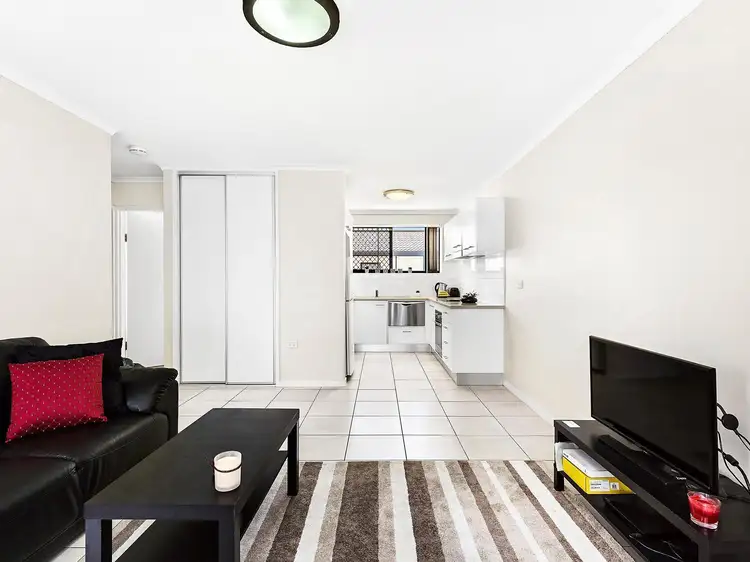 Main view of Homely apartment listing, 4/500 Wynnum Road, Morningside QLD 4170