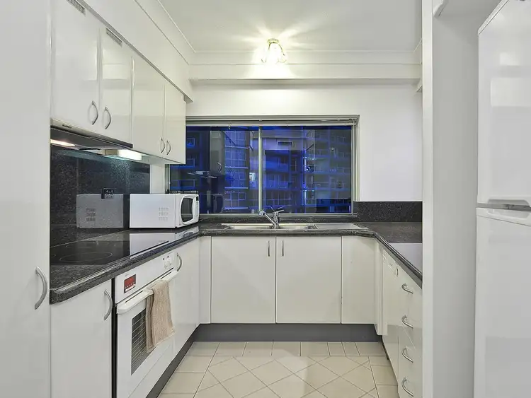 Third view of Homely apartment listing, 24/35 Howard Street, Brisbane City QLD 4000