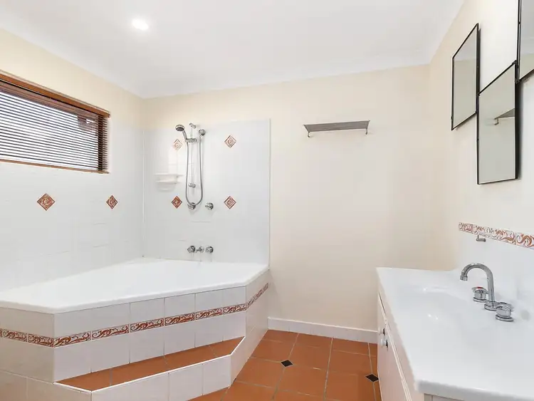 Second view of Homely house listing, 3 London Court, Mount Louisa QLD 4814