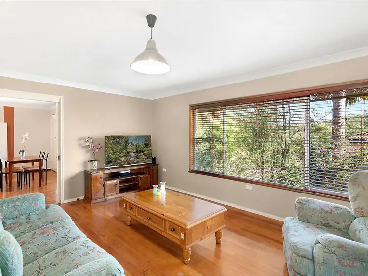 Second view of Homely house listing, 4 Kambala Close, Wyoming NSW 2250