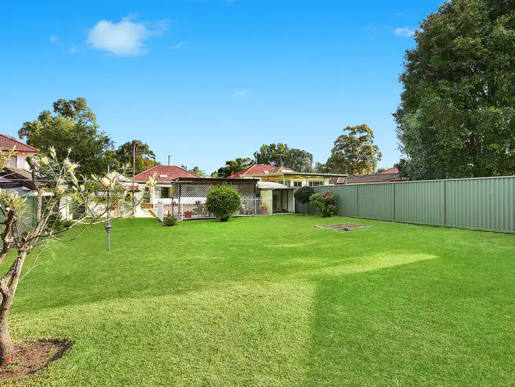 11 Sumner Street, Sutherland NSW 2232
