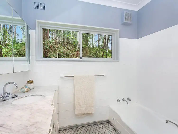Fourth view of Homely house listing, 38 Hamilton Close, Niagara Park NSW 2250