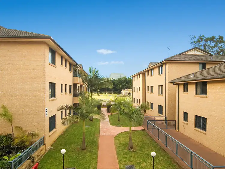 15/43 Northam Avenue, Bankstown NSW 2200