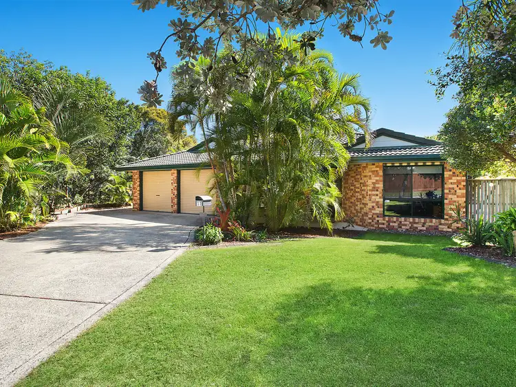 11 Comet Drive, Sunrise Beach QLD 4567