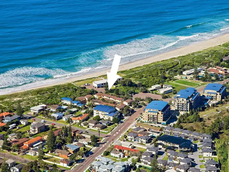 Sixth view of Homely townhouse listing, 19/79 Hutton Road, The Entrance North NSW 2261