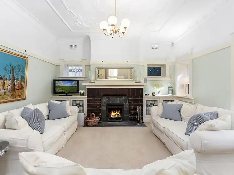 1 Mayfield Avenue, Pymble NSW 2073