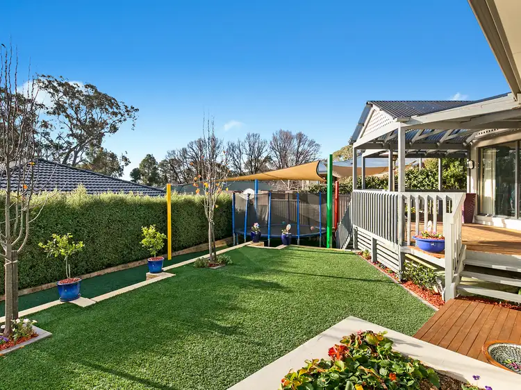 18 Alder Close, Jerrabomberra NSW 2619