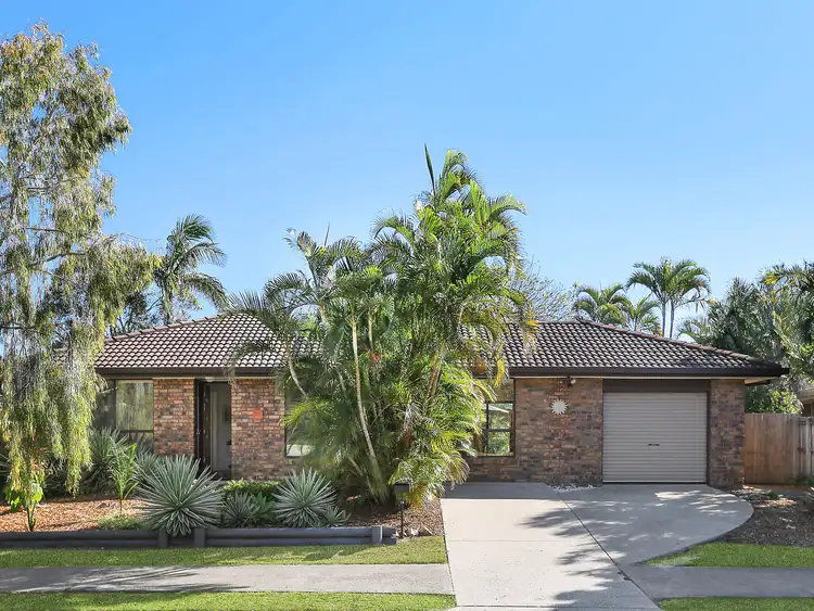 19 Ben Lexcen Drive, Sunrise Beach QLD 4567
