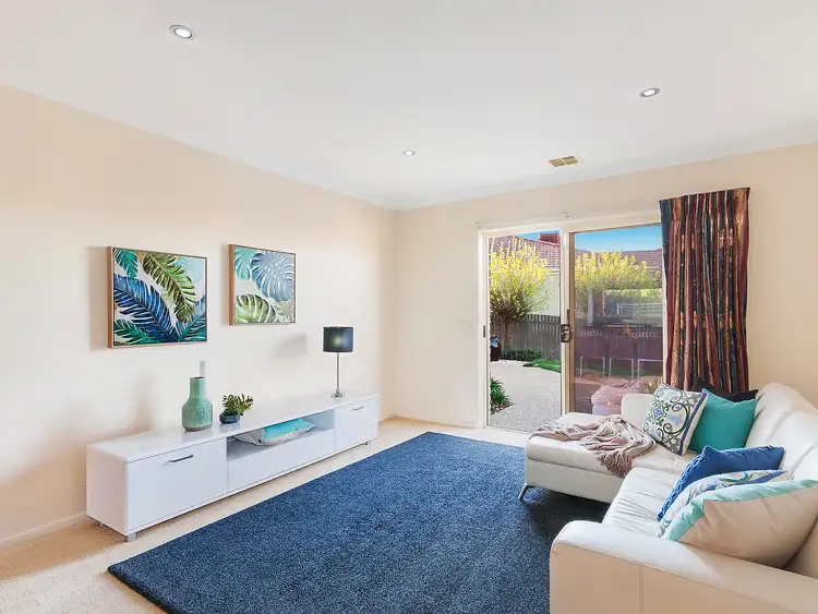 Sixth view of Homely house listing, 7 Fryans Place, Amaroo ACT 2914