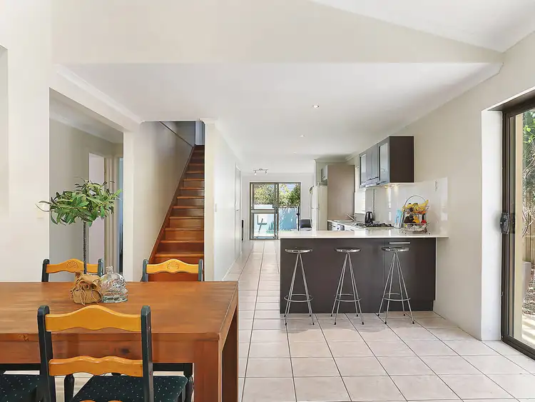 15 Dayspring Street, Sunrise Beach QLD 4567