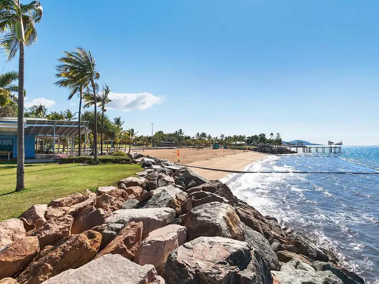 Main view of Homely apartment listing, 4/76 Cook Street, North Ward QLD 4810