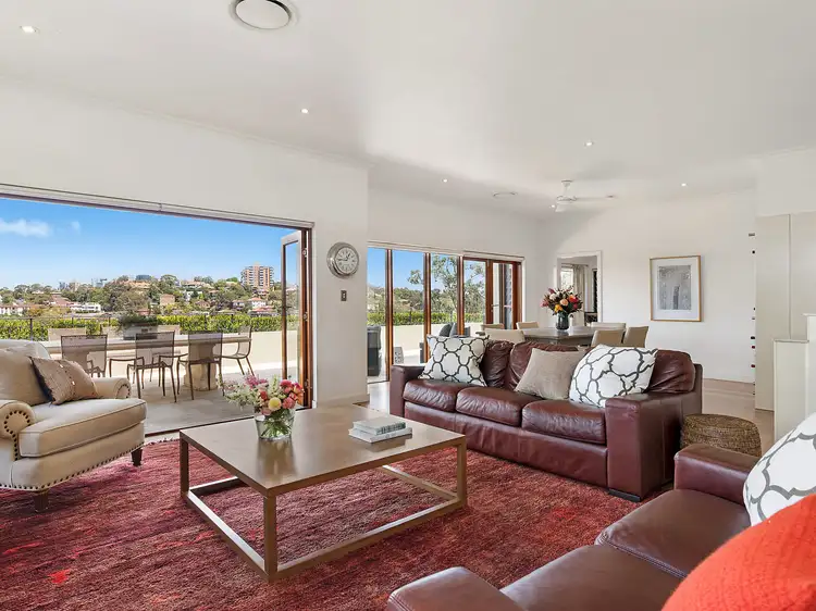 2 Ulric Lane, Northbridge NSW 2063