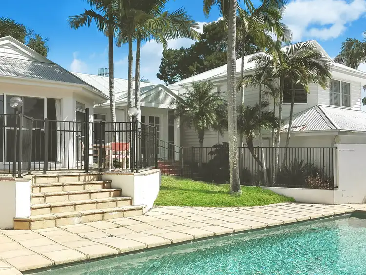 17 Safari Street, Noosa Heads QLD 4567