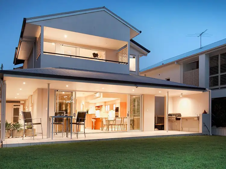 37 Ormadale Road, Yeronga QLD 4104