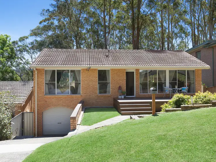 17 Mindaree Avenue, Wyoming NSW 2250