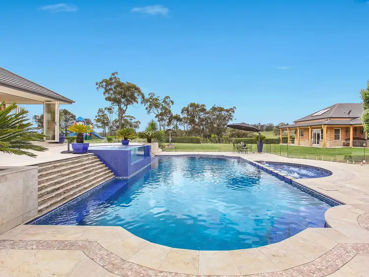 2 Aston Road, Kenthurst NSW 2156
