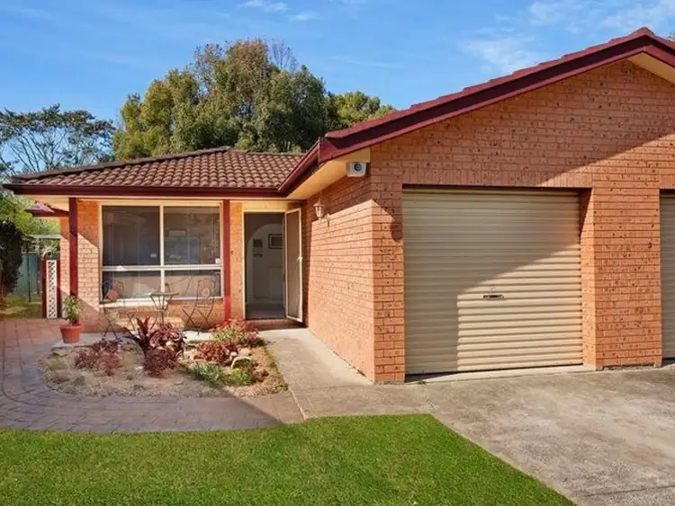 1/11 Eric Close, Narara NSW 2250