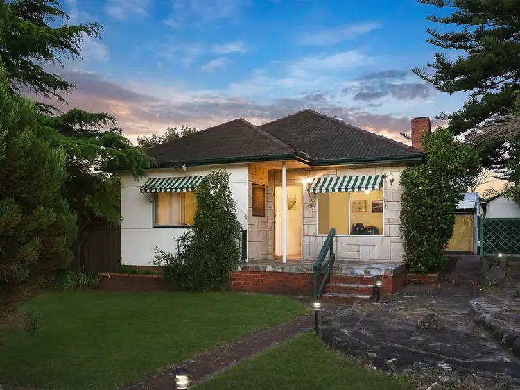 15 Adelaide Road, Padstow NSW 2211