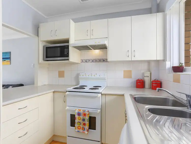 Third view of Homely apartment listing, 8/15 Sturdee Parade, Dee Why NSW 2099