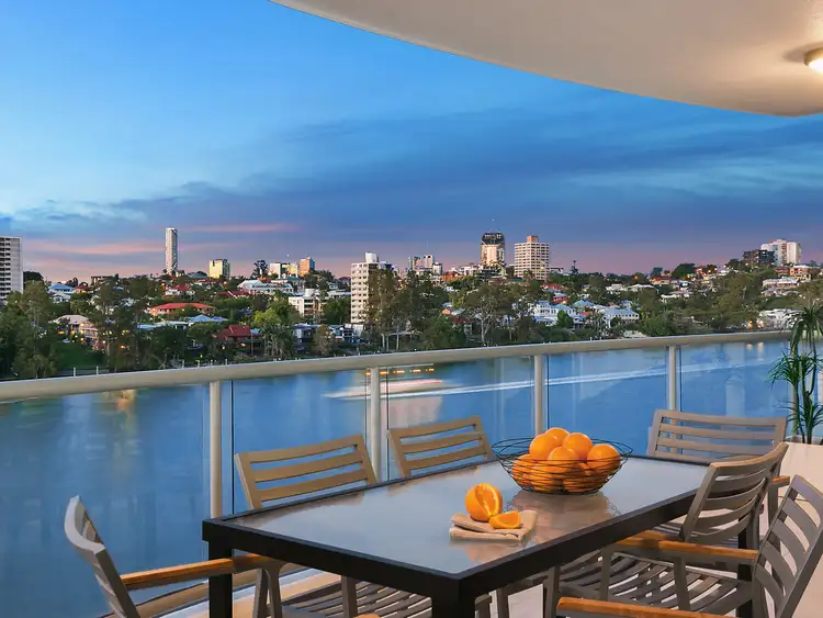 11/100 Macquarie Street, St Lucia QLD 4067