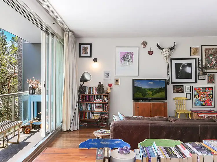Third view of Homely apartment listing, 303/1 Francis Street, Darlinghurst NSW 2010