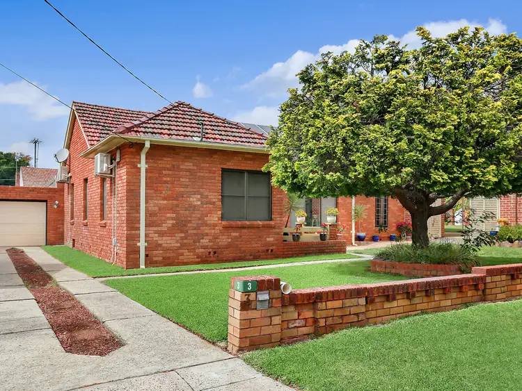 3 Carinya Avenue, Beverly Hills NSW 2209