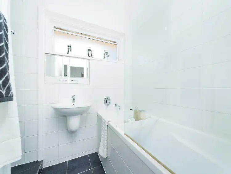 Fourth view of Homely apartment listing, 10/144 Alma Road, St Kilda East VIC 3183