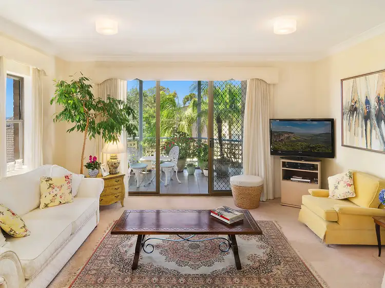24/4 Edgecumbe Avenue, Coogee NSW 2034
