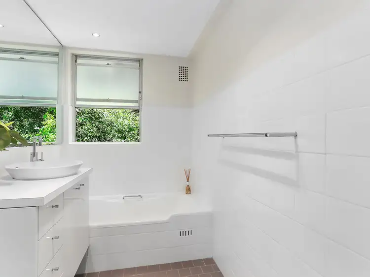 Fourth view of Homely apartment listing, 12/4 Mitchell Road, Darling Point NSW 2027
