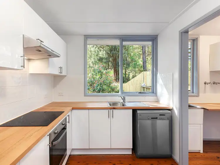 Second view of Homely house listing, 7 Calantha Drive, Wyoming NSW 2250