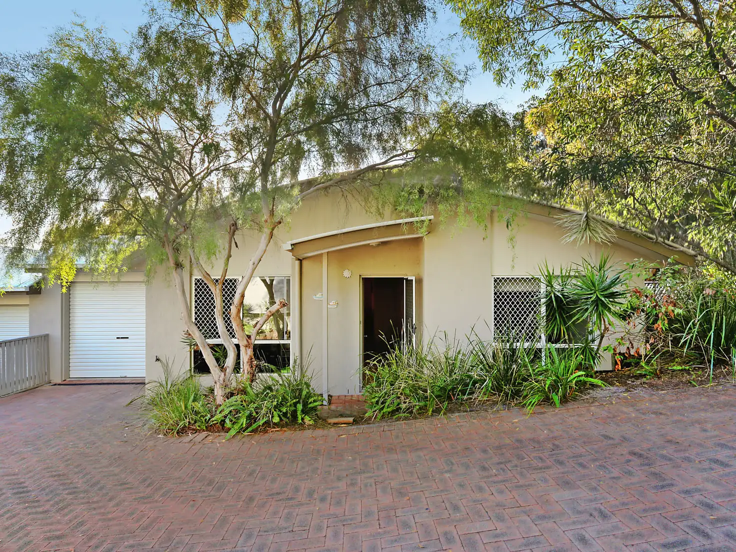 Main view of Homely apartment listing, 3/5 Advance Place, Sunrise Beach QLD 4567