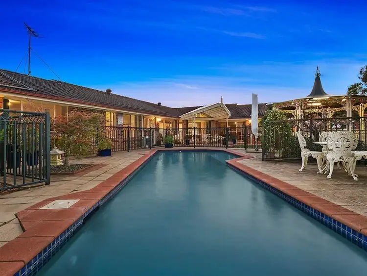 1 Figtree Crescent, Glen Alpine NSW 2560