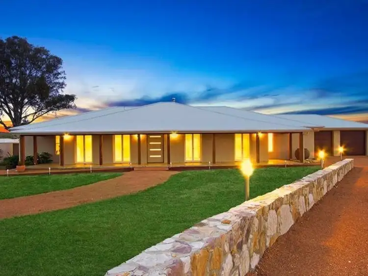 Main view of Homely rural property listing, 8 Bradley Close, Murrumbateman NSW 2582