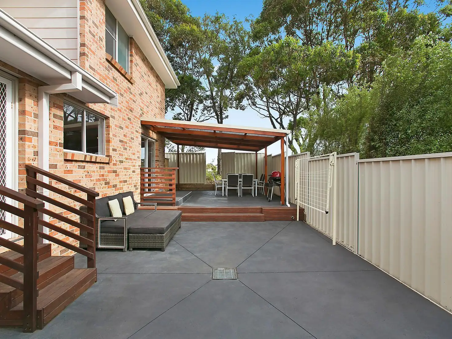 Main view of Homely townhouse listing, 8/9 Newbold Close, Thirroul NSW 2515