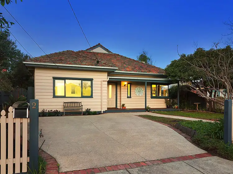 2 Alison Street, Mckinnon VIC 3204