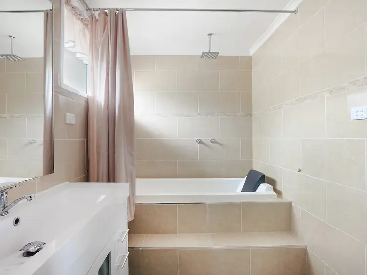 Fifth view of Homely house listing, 5 Carlton Place, Holt ACT 2615