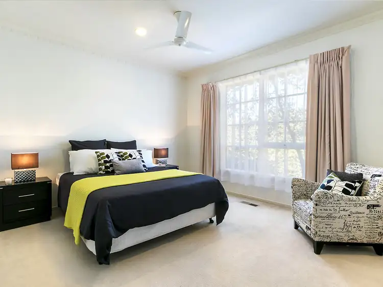 Third view of Homely townhouse listing, 2/536 Waverley Road, Mount Waverley VIC 3149