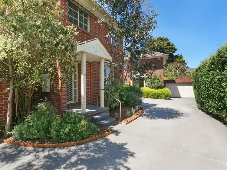 Fourth view of Homely townhouse listing, 2/536 Waverley Road, Mount Waverley VIC 3149