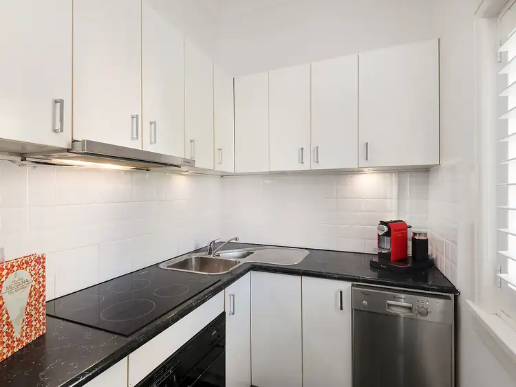 Sixth view of Homely apartment listing, 3/2 Wallaringa Avenue, Neutral Bay NSW 2089