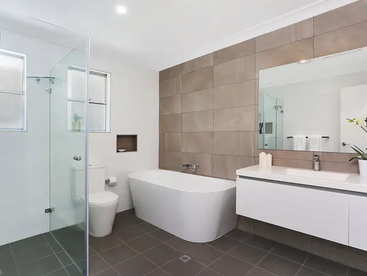 Fifth view of Homely house listing, 2 Panaview Crescent, North Rocks NSW 2151