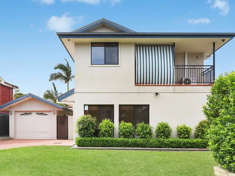 19 Vista Heights Road, Miranda NSW 2228