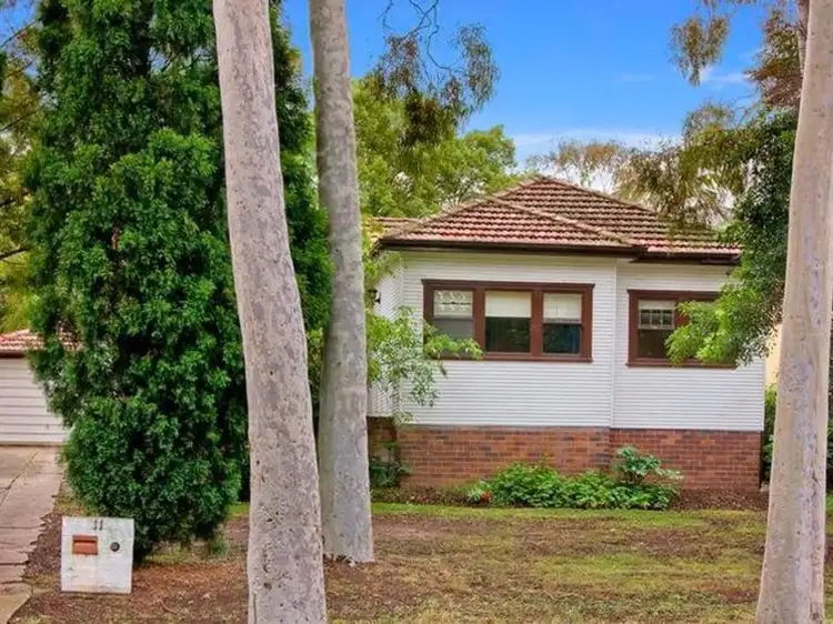 11 Dremeday Street, Northmead NSW 2152