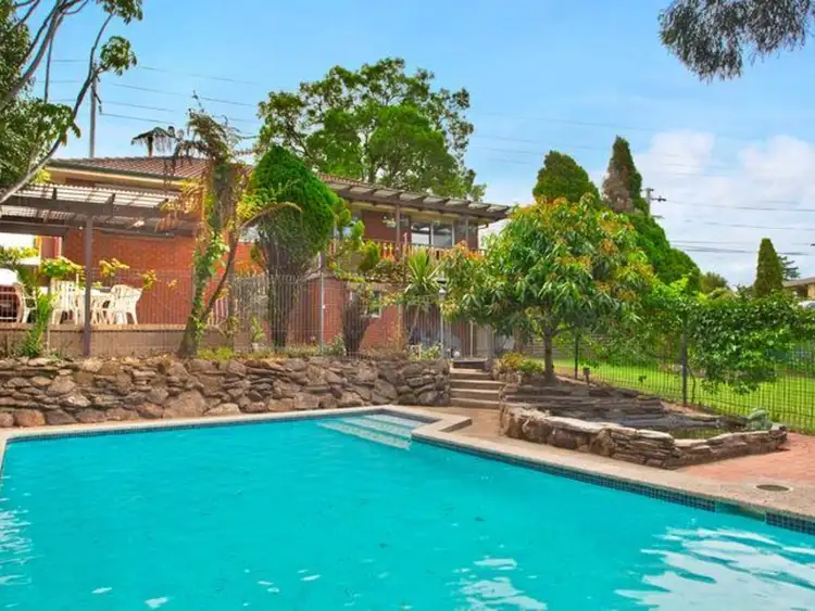 2 Lukes Lane, Baulkham Hills NSW 2153