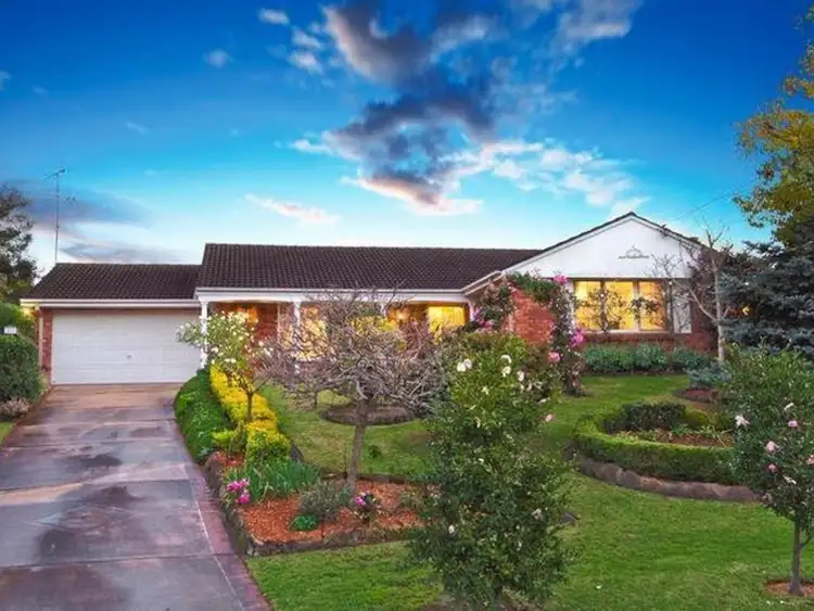 25 Templeton Crescent, Baulkham Hills NSW 2153