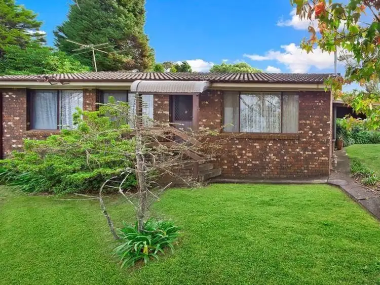 44 Cook Road, Wentworth Falls NSW 2782